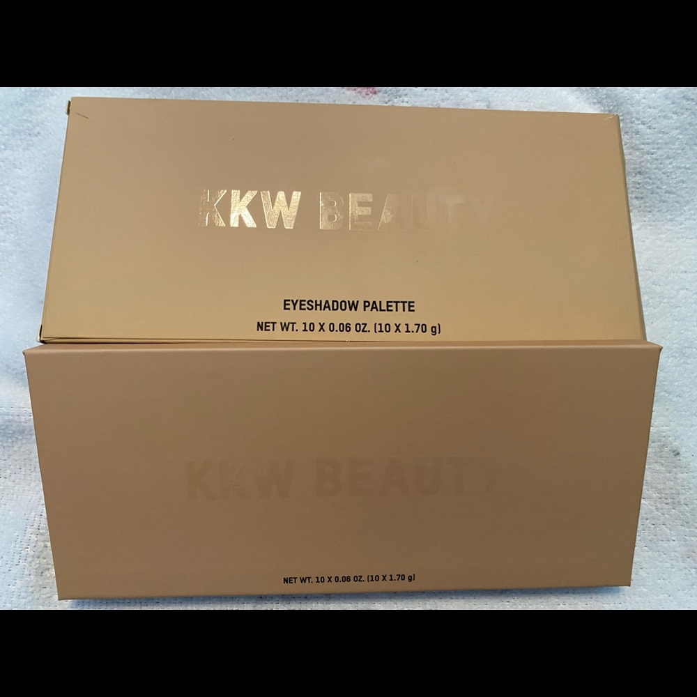 KKW Beauty- Classic eyeshadow palette